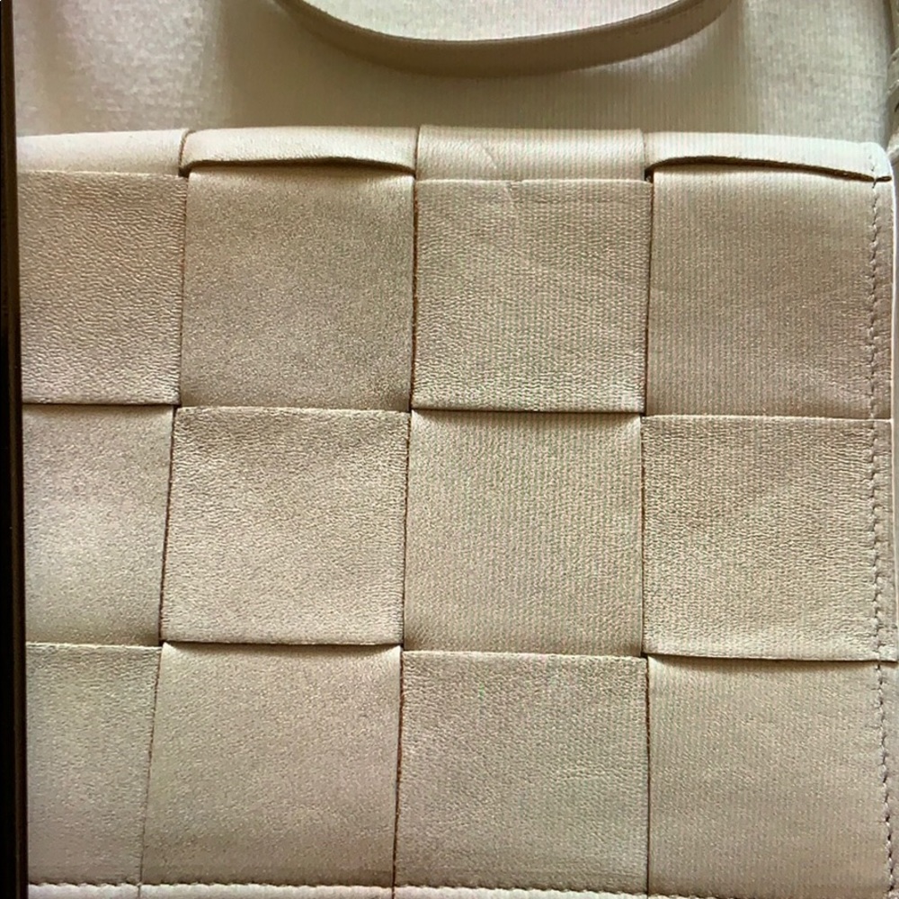 Bottega Veneta made in Italy NEW crossbody.